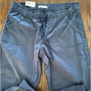 Womens capri with tags blue size m